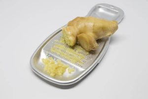 生姜のすりおろし器の選び方を解説！代用品はどんなものがある？