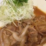 生姜焼きに適した玉ねぎの切り方は？料理好き芸能人のおすすめも紹介！