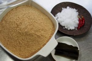にんにくのぬか漬けの作り方！入れ方や漬け時間なども詳しく解説！