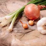 にんにくの芯は食べたらどうなる？芯を取る理由と抜き方もご紹介！