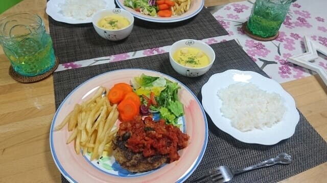 朝食 夕食 コーンスープと合うおすすめの献立 時間帯別にご提案