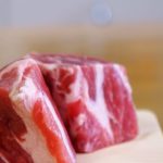 塩麹で豚肉のかたまりがプロの味に？！簡単時短！活用レシピもご紹介