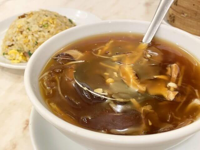 中華スープと炒飯